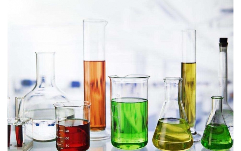 PTFE軟管在有機溶劑輸送中的應用